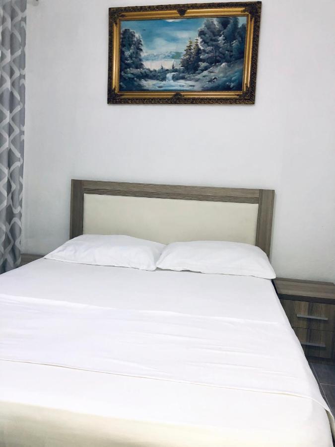 Sandri Apartment هيماري المظهر الخارجي الصورة