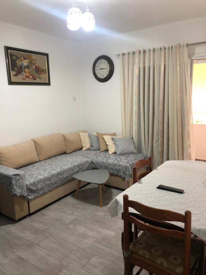 Sandri Apartment هيماري المظهر الخارجي الصورة